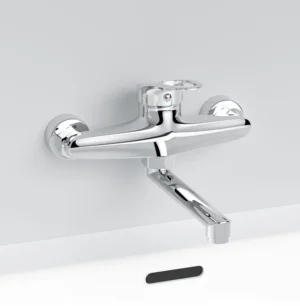 Robinet de cuisine mural chrome