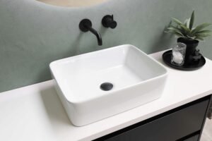 robinet mural moderne salle de bain