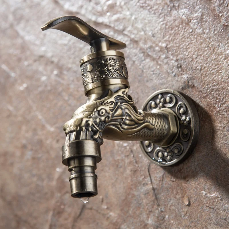 Robinet de lavabo mural classique fixé au mur